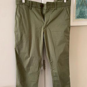 Mens GAP Green Chinos -- slim fit size 31/30